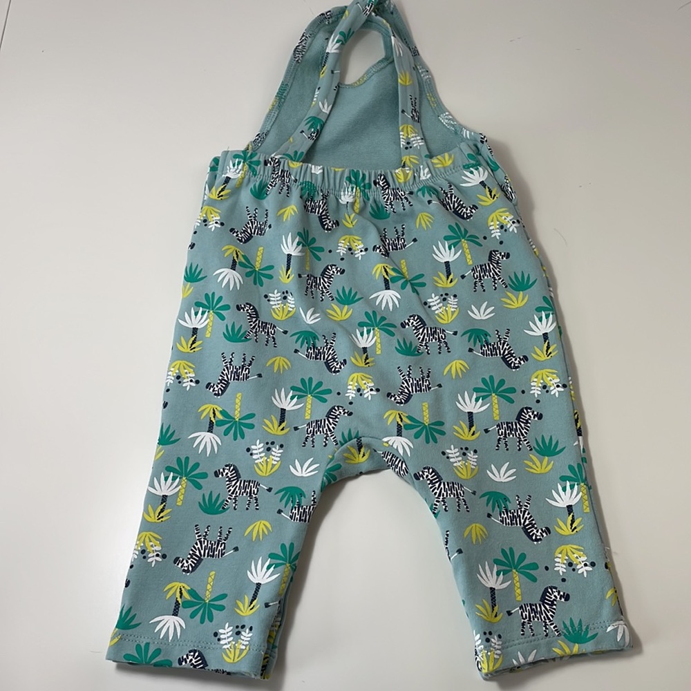 HEMA Baby jumpsuit, zebra pattern, Size 6M - Picture 4 of 12